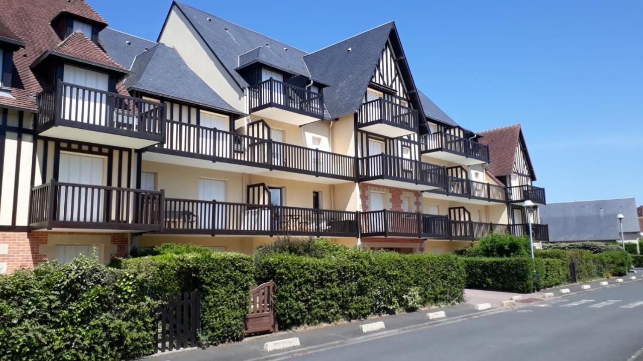 Charmante Villegiature A 150M De La Plage Cabourg Exterior foto