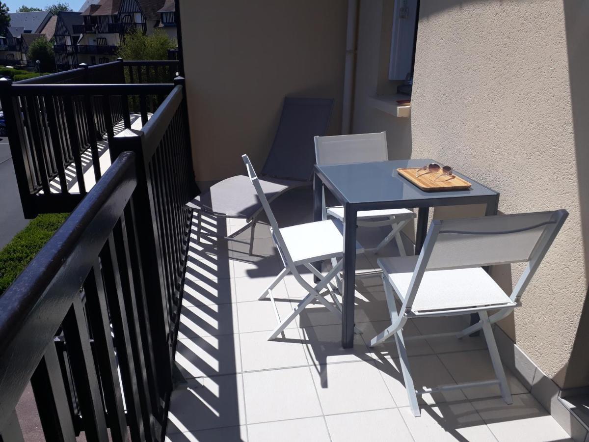 Charmante Villegiature A 150M De La Plage Cabourg Exterior foto