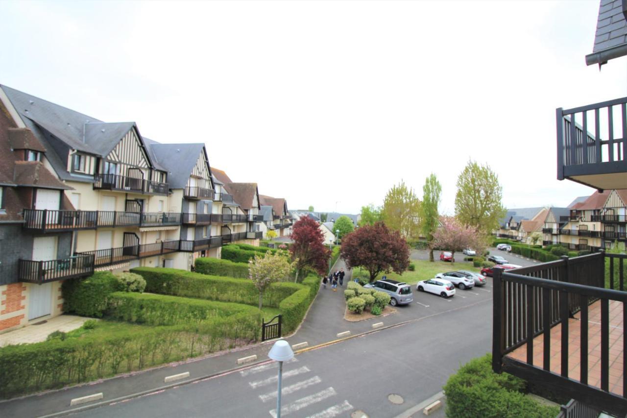 Charmante Villegiature A 150M De La Plage Cabourg Exterior foto